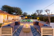 Spanish Boho Retreat, 4br 3ba Large Pool/Spa