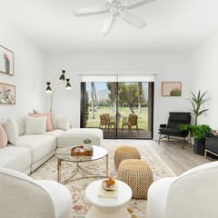 Desert Bloom, 2br ensuite 2ba Condo with Pool/Spa