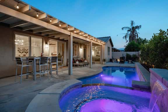 Desert Villa, 4bd with Private Pool/Spa Game Room - Image 1