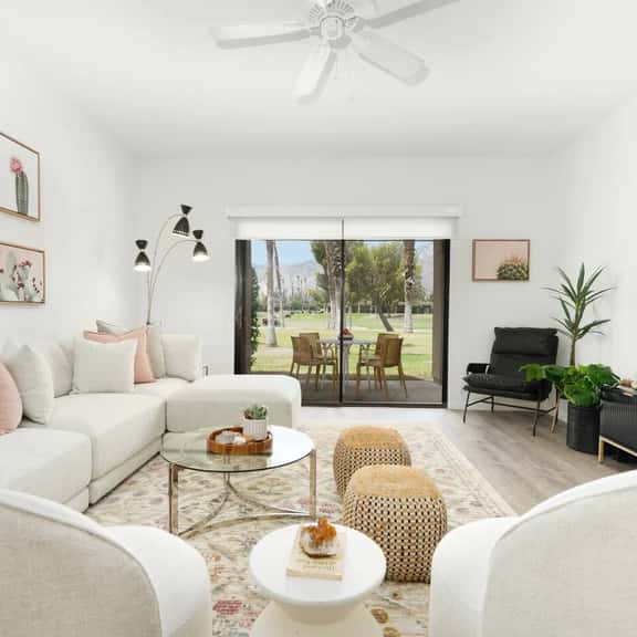 Desert Bloom, 2br ensuite 2ba Condo with Pool/Spa - Image 1