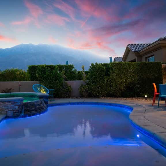 Chimayo Villa, Poolside Mtn Views close to PS - Image 1